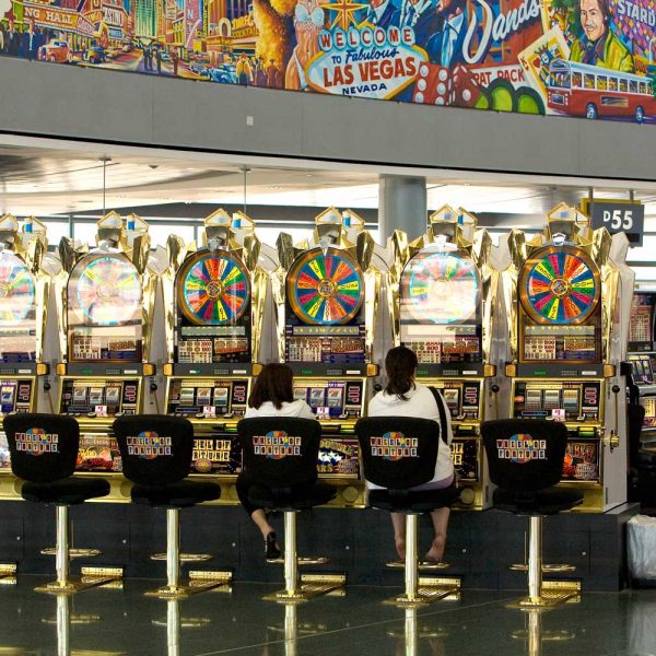 How Did A Woman Win Over $300,000 At The Las Vegas Airport?